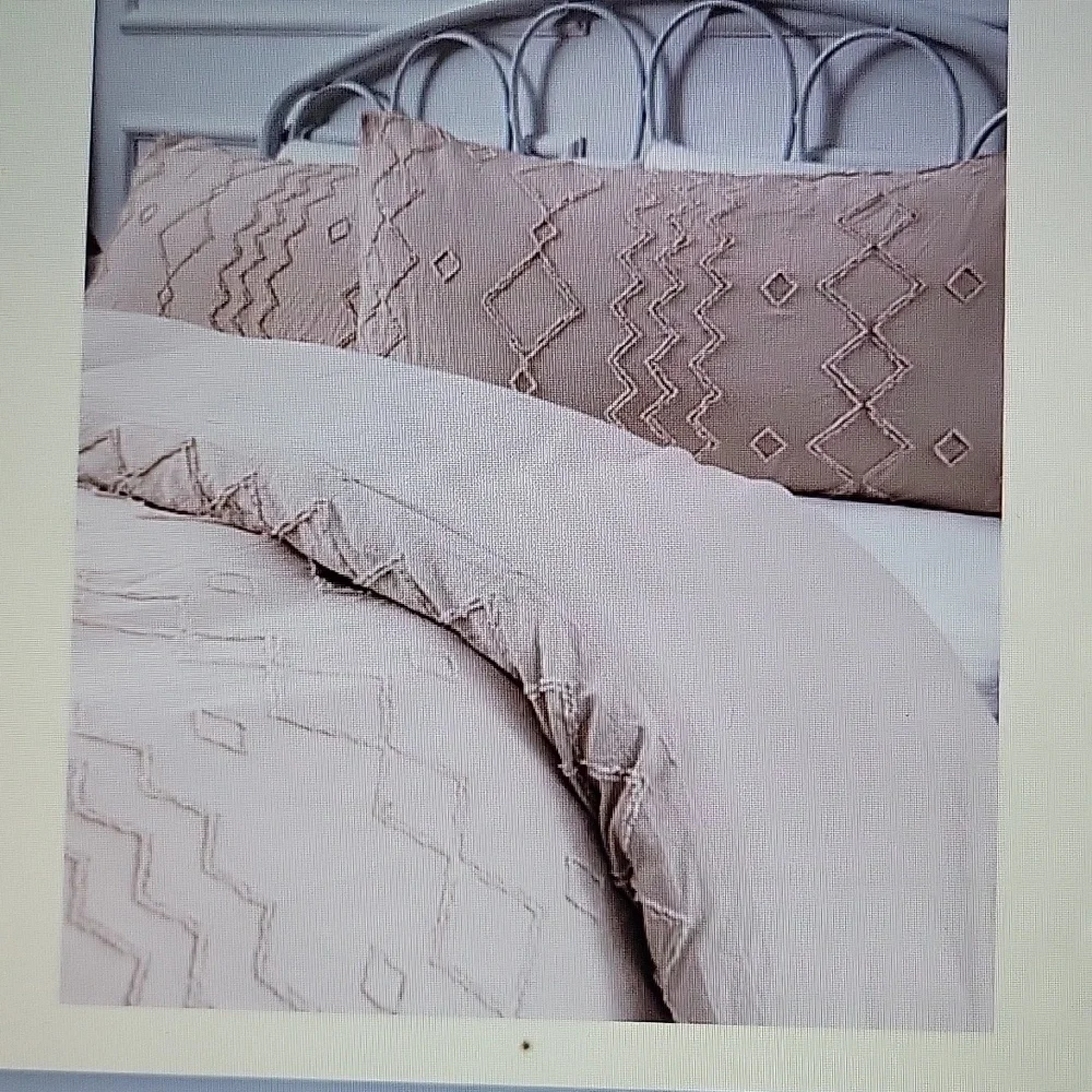 Finores  3 pc tan Duvet cover set Queen Boho All Season Shabby Chic NEW IN BAG